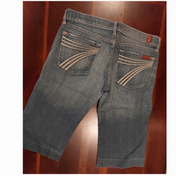 7 For All Mankind shorts - Picture 2 of 9